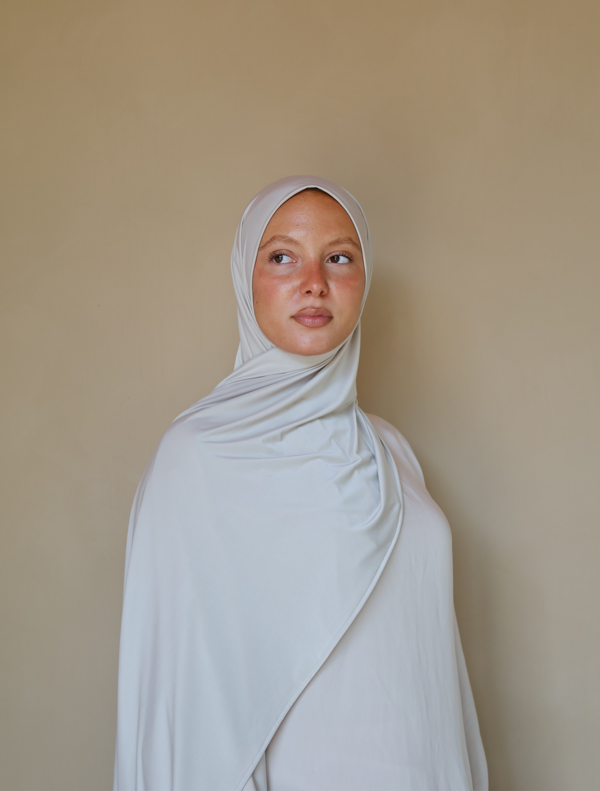 Ash glow liquid jersey